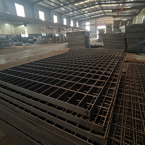 鐵塔用平臺(tái)鋼格柵鋼格板詳解