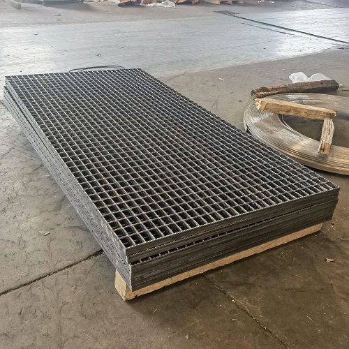 鋼格柵板采購避坑指南：這5個(gè)參數(shù)不懂，小心被坑！