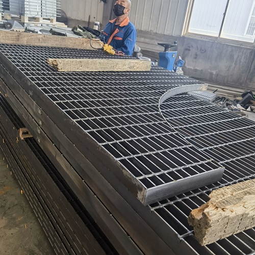 環(huán)保要求下，如何挑選符合標(biāo)準(zhǔn)的鋼格柵產(chǎn)品？