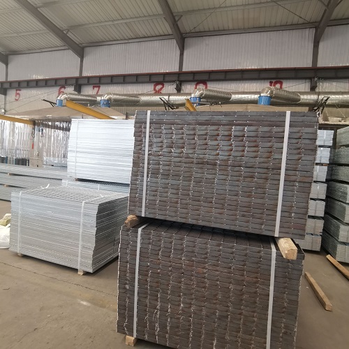 加油站鋼格柵：防爆、防靜電的安全解決方案