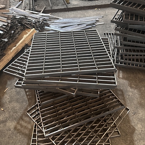 鋼格柵板承載不足怎么辦？換型號(hào)還是加固